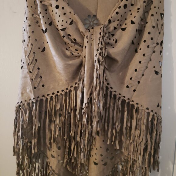 Womans Wrap - Picture 2 of 2